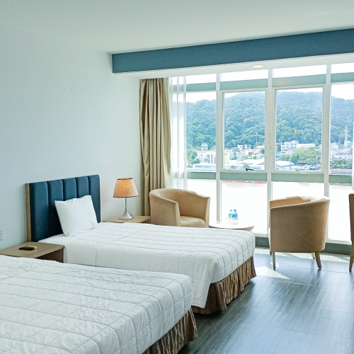 Superior Triple River View
